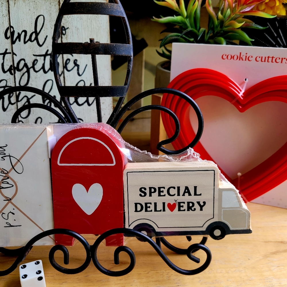 Cookie Cutter Gift Set - Picture 4 of 5